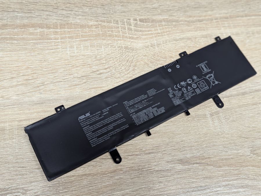Б/В Оригінальна акумуляторна батарея Asus B31N1632