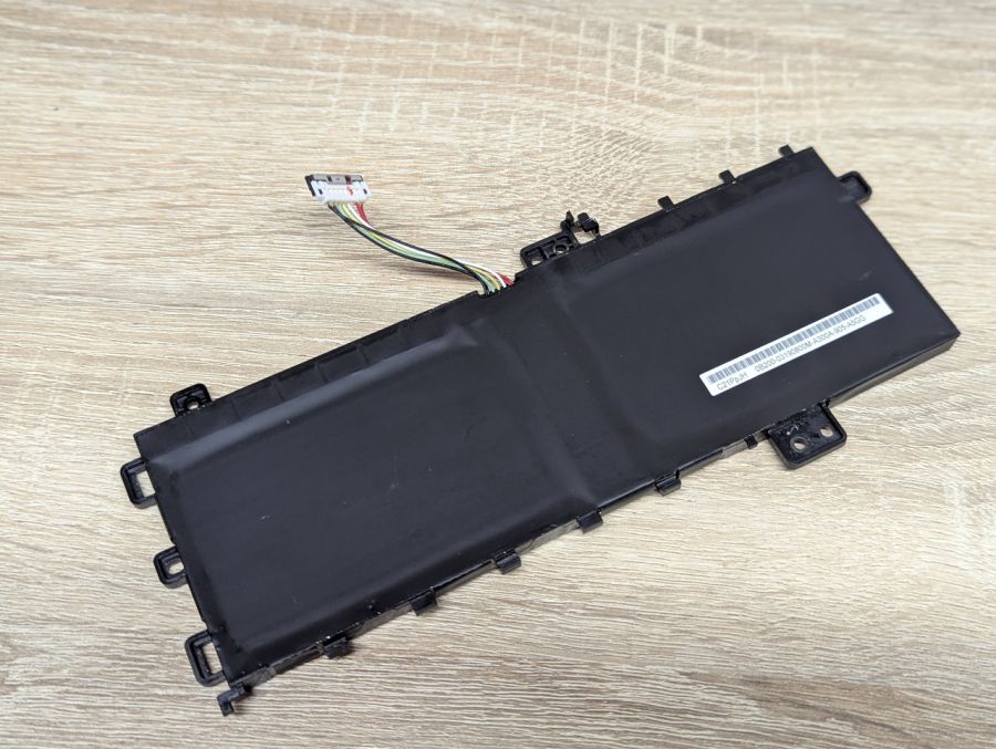 Б/В Оригінальна акумуляторна батарея Asus C21N1818-1