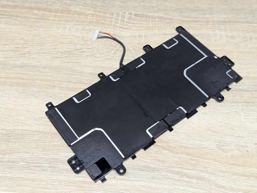 Б/В Оригінальна акумуляторна батарея Asus C21N1808