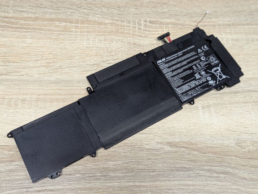 Б/В Оригінальна акумуляторна батарея Asus C23-UX32