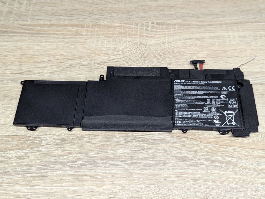Б/В Оригінальна акумуляторна батарея Asus C23-UX32