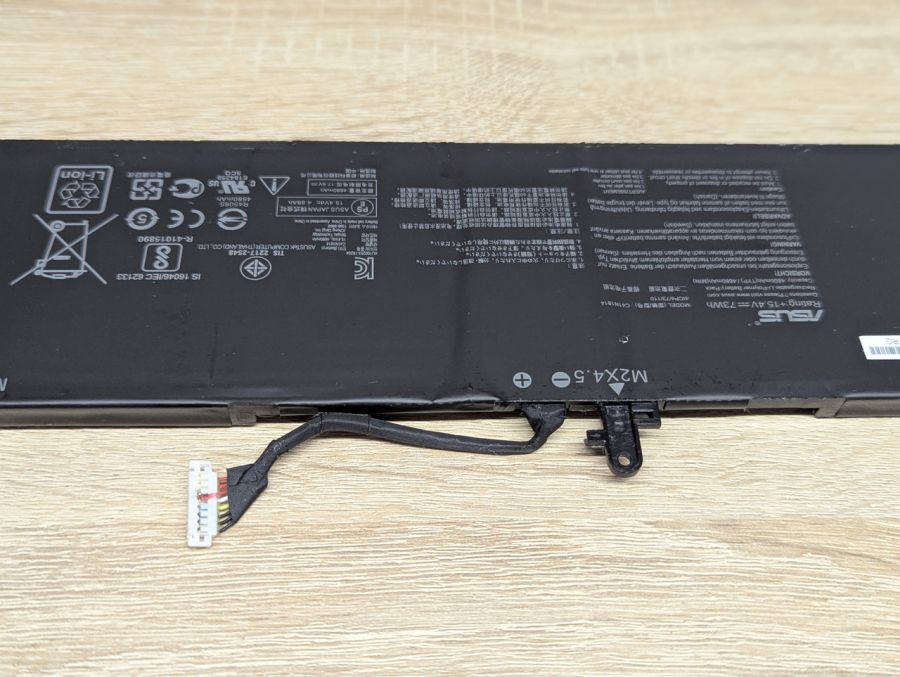Б/В Оригінальна акумуляторна батарея Asus C41N1814