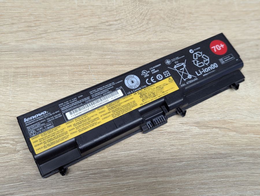 Б/В Оригінальна акумуляторна батарея Lenovo 45N1001