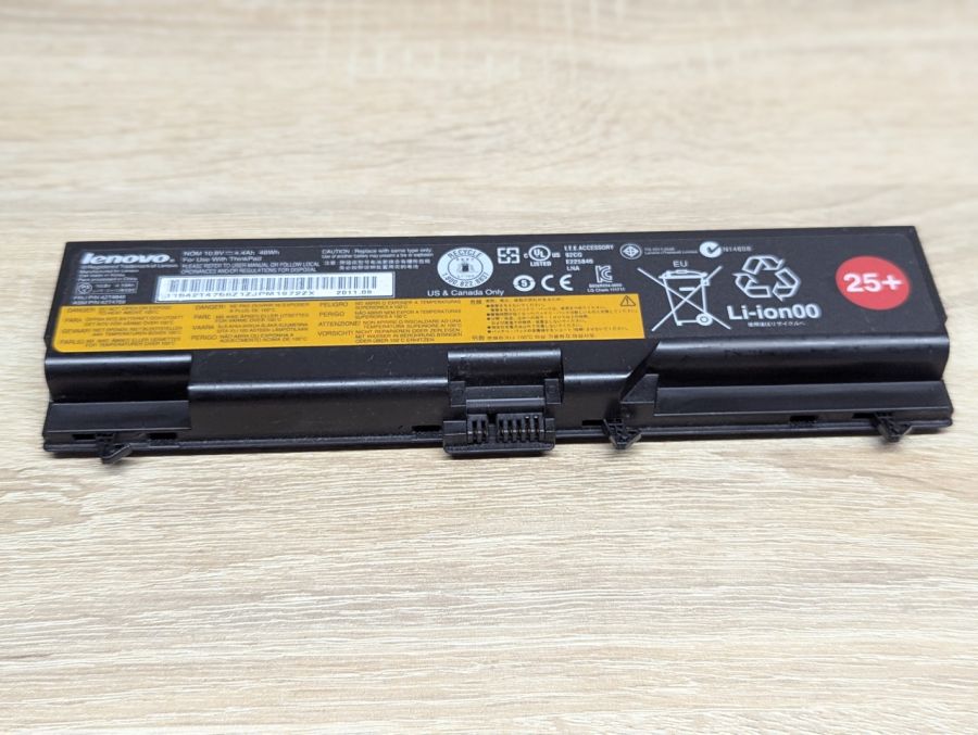 Б/В Оригінальна акумуляторна батарея Lenovo 42T4848,42T4758