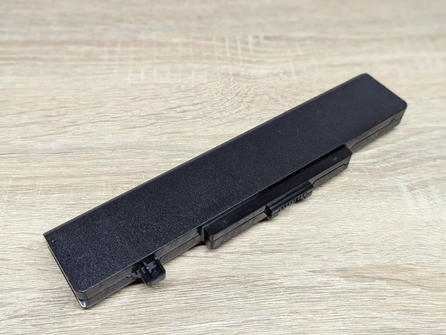 Б/В Оригінальна акумуляторна батарея Lenovo L11L6Y01