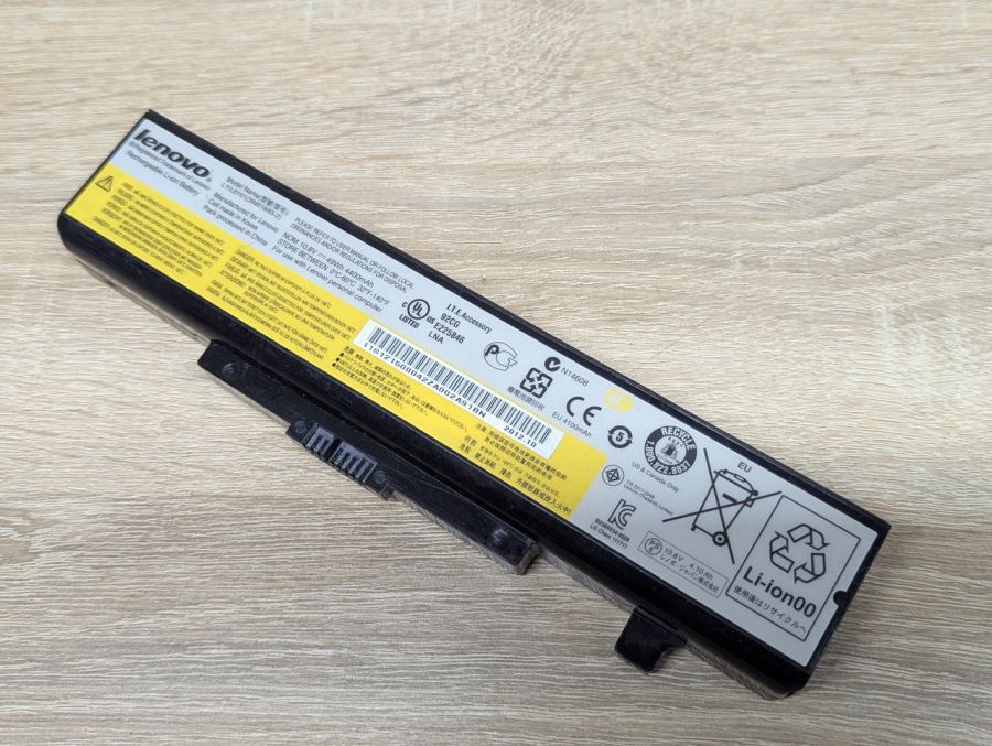 Б/В Оригінальна акумуляторна батарея Lenovo L11L6Y01