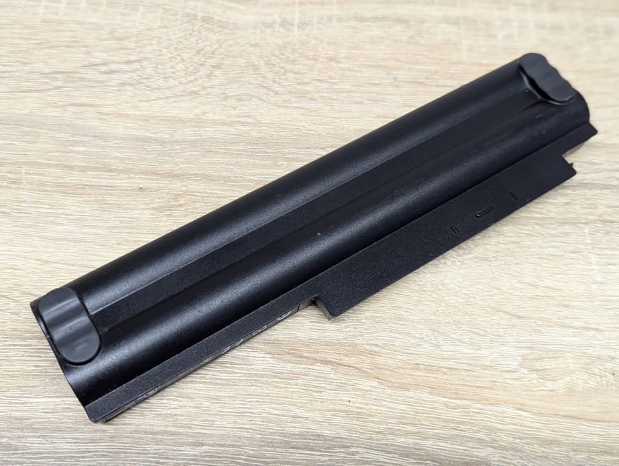 Б/В Оригінальна акумуляторна батарея Lenovo 42T4865