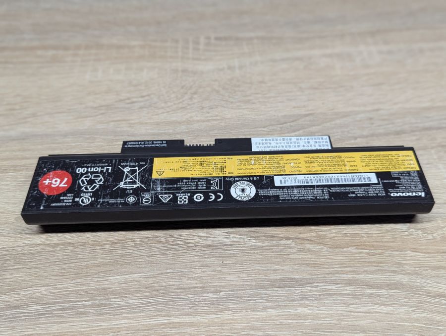 Б/В Оригінальна акумуляторна батарея Lenovo 45N1760 (45N1761)