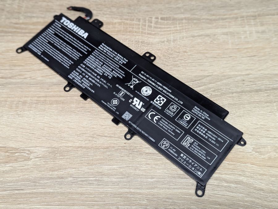 Б/В Оригінальна акумуляторна батарея Toshiba PA5278U-1BRS