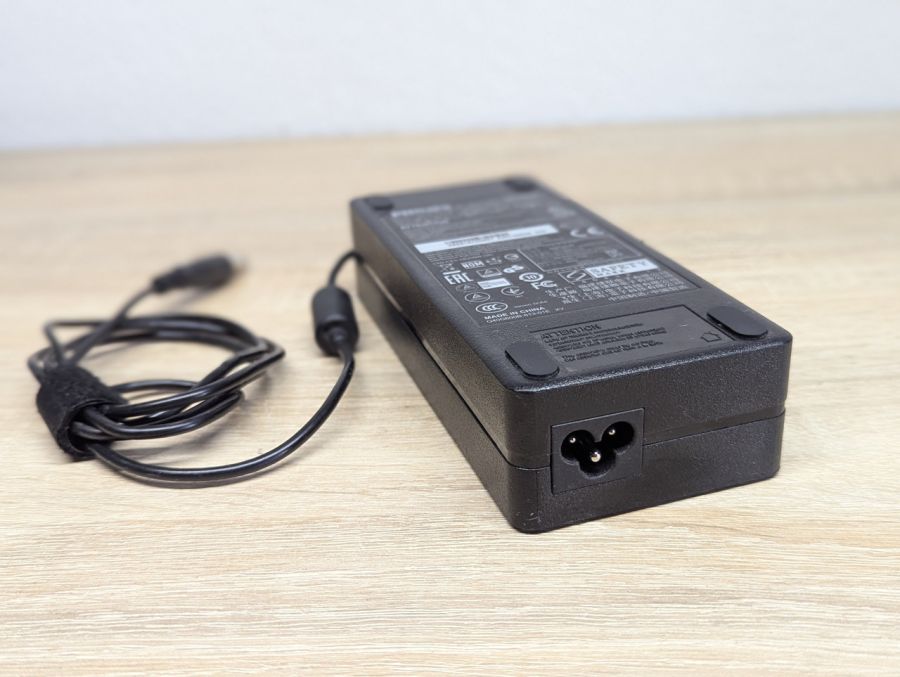 Б/В Блок живлення Philips 20V/ 120W / 6A / 7.4 x 5.0