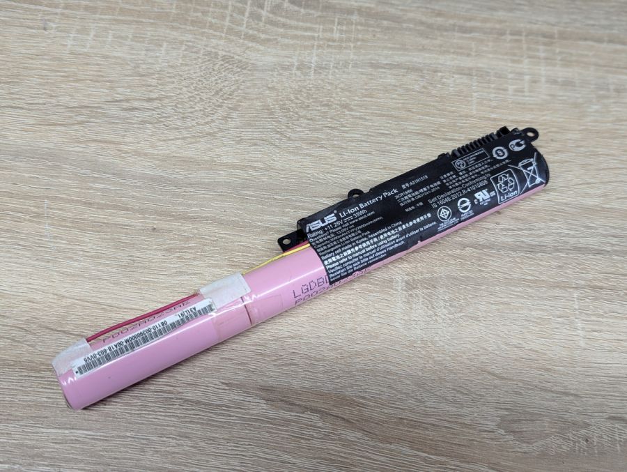 Б/В Оригінальна акумуляторна батарея Asus A31N1519