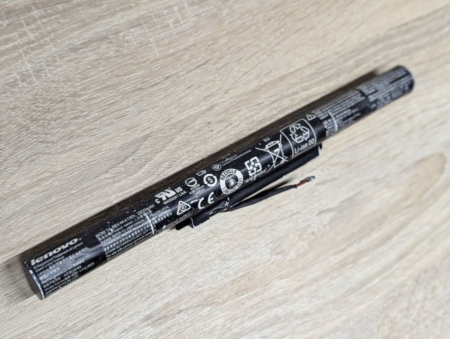 Б/В Оригінальна акумуляторна батарея Lenovo L14L4E01