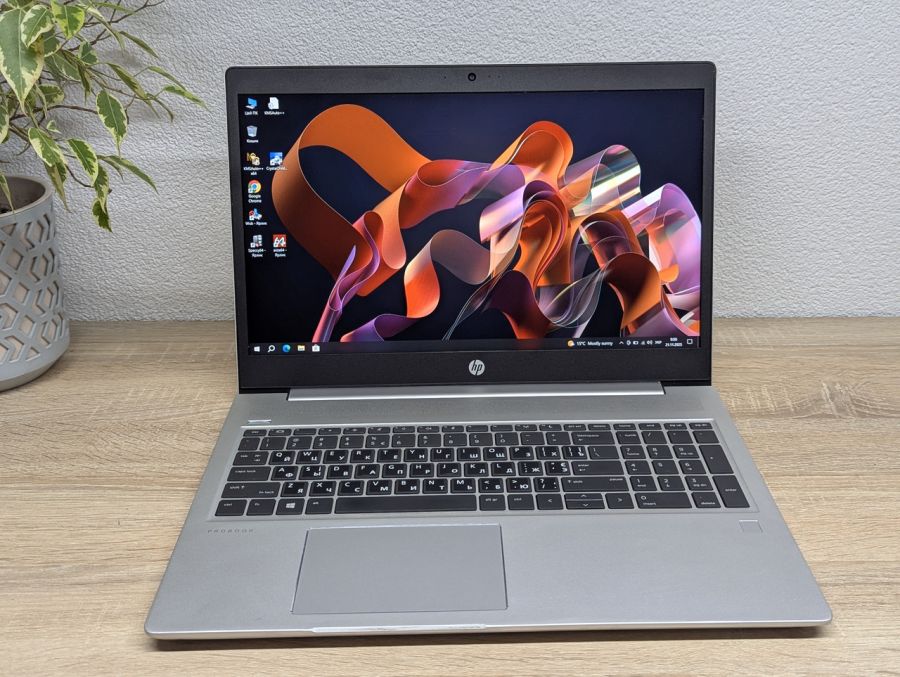 Ноутбук Б/В HP ProBook 450 G6, Intel Core i5-8265U, DDR4 16 GB, SSD 256GB, 15.6" Full HD