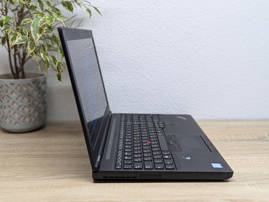 Ноутбук Б/В Lenovo ThinkPad P50, Intel Core i7-6820HQ, DDR4 32 GB, SSD 512GB, NVIDIA Quadro M2000M 4 gb, 15.6" Full HD