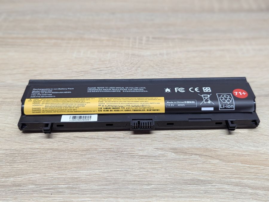 Б/В Оригінальна акумуляторна батарея Lenovo 00NY486
