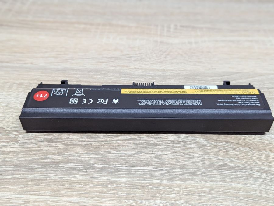 Б/В Оригінальна акумуляторна батарея Lenovo 00NY486