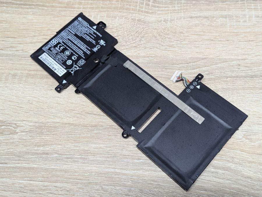 Б/В Оригінальна акумуляторна батарея HP HV03XL