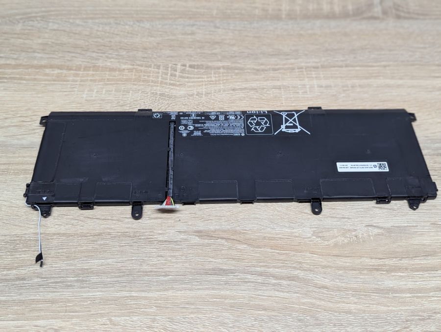 Б/В Оригінальна акумуляторна батарея HP SU06XL