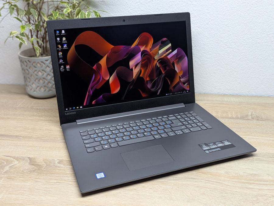 Ноутбук Б/В Lenovo V320-17IKB, Intel Core i3-7020U, DDR4 8GB, SSD 128GB, 17" Full HD