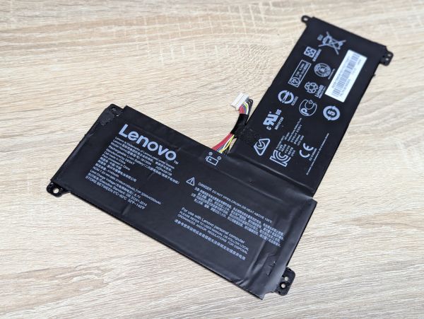 Б/В Оригінальний акумулятор Lenovo 0813004