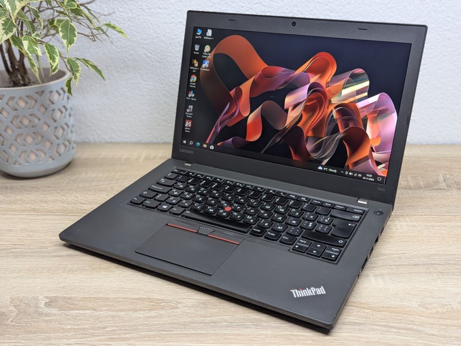 Ноутбук Б/В Lenovo ThinkPad T460, Intel Core i5-6300U, DDR3 8GB, SSD 128GB, 14" Full HD