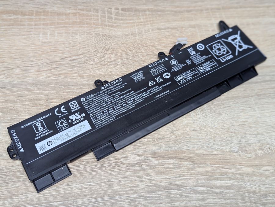 Б/В Оригінальна акумуляторна батарея HP CC03XL