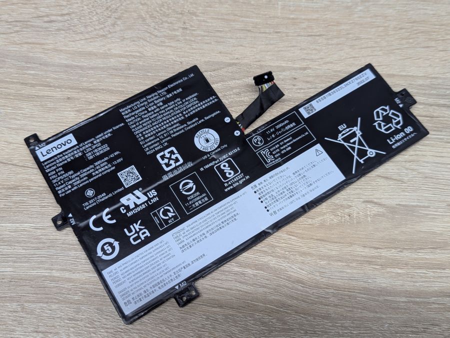 Б/В Оригінальна акумуляторна батарея Lenovo L20L3PG2