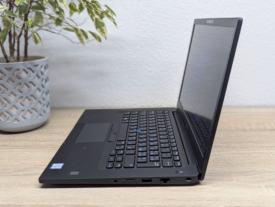 Ноутбук Б/В Dell Latitude 7490, Intel Core i5-8350U, DDR4 16 GB, SSD 256GB, 14" Full HD
