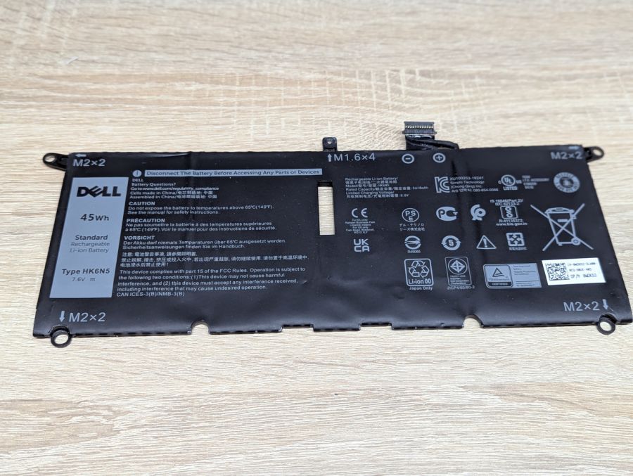 Б/В Оригінальна акумуляторна батарея Dell HK6N5