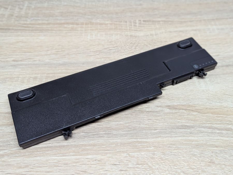 Б/В Оригінальна акумуляторна батарея Dell GG386