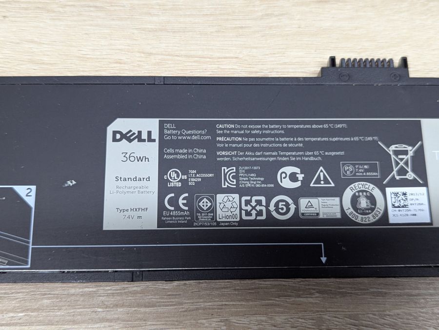 Б/В Оригінальна акумуляторна батарея Dell HXFHF