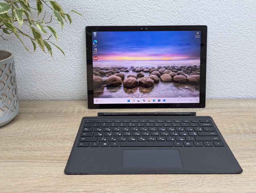 Уцінка! Ноутбук Б/В Microsoft Surface Pro 4, Intel Core i5-6300U, DDR4 8 GB, SSD 256GB, 14" Full HD Сенсор