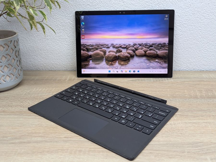 Уцінка! Ноутбук Б/В Microsoft Surface Pro 4, Intel Core i5-6300U, DDR4 8 GB, SSD 256GB, 14" Full HD Сенсор