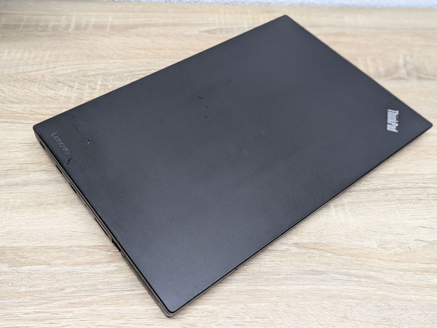 Уцінка! Ноутбук Б/В Lenovo ThinkPad T560, Intel Core i5-6300U, DDR3, SSD 128GB, 15.6" Full HD