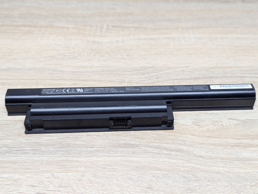 Б/В Оригінальна акумуляторна батарея Sony VGP-BPS22