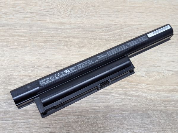 Б/В Оригінальна акумуляторна батарея Sony VGP-BPS22