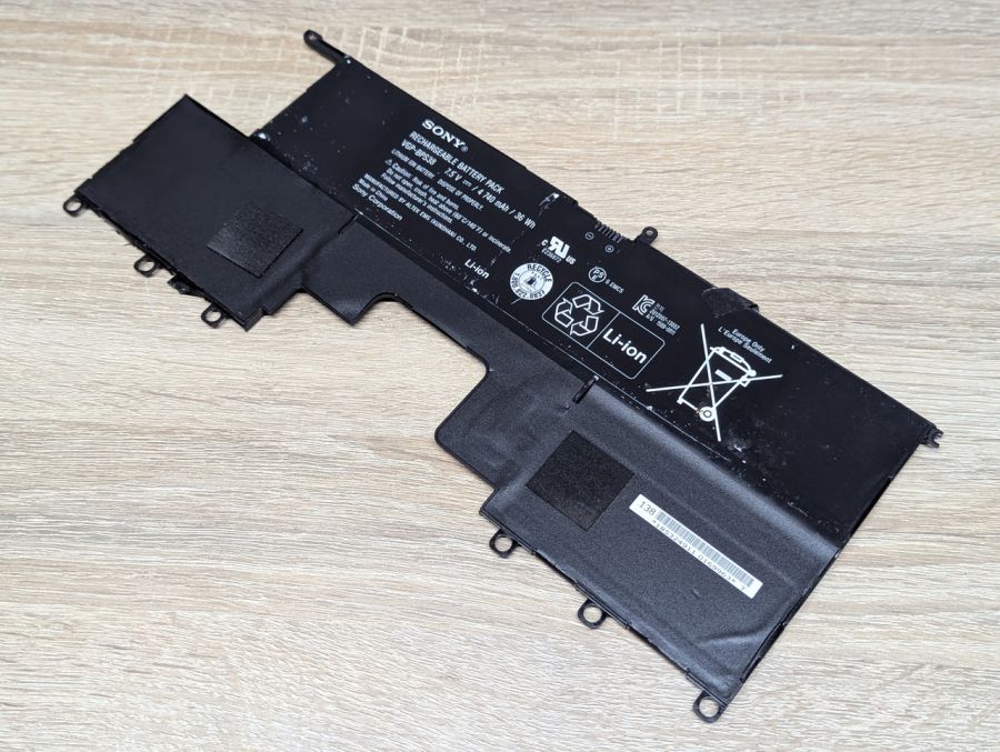 Б/В Оригінальна акумуляторна батарея Sony VGP-BPS38