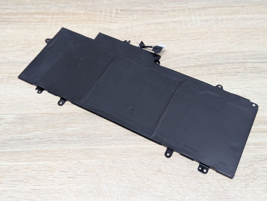 Б/В Оригінальна акумуляторна батарея HP BU03XL [ProductHub SKU BU03XL]