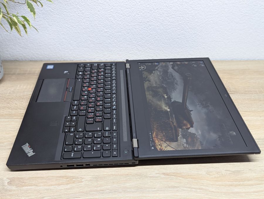 Ноутбук Б/В Lenovo ThinkPad P50, Intel Core i7-6820HQ, DDR4 24 GB, SSD 128GB + SSD 256GB, NVIDIA Quadro M2000M 4 gb, 15.6" Full HD