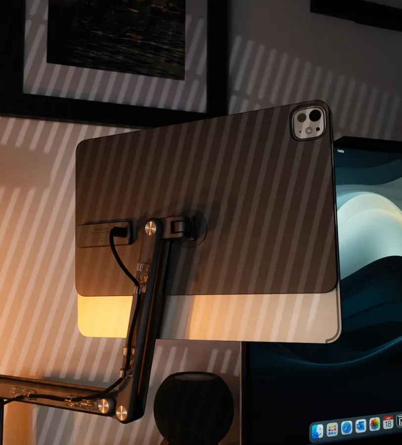 Новий Магнітна зарядна підставка KUXIU X36 Pro Max для iPad