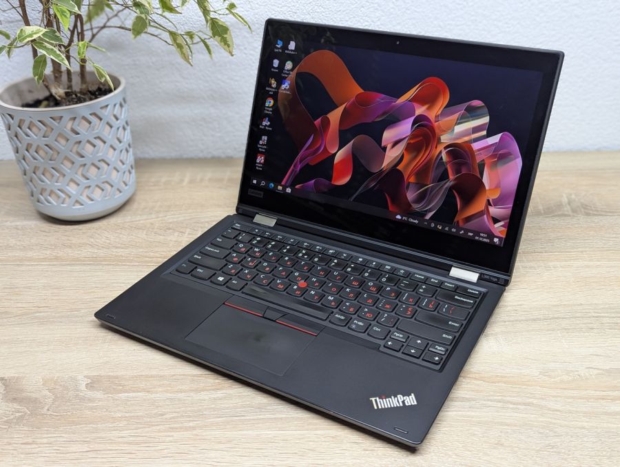 Ноутбук Б/В Lenovo ThinkPad L390 Yoga, Intel Core i5-8265U, DDR4, SSD 256GB, 13" Full HD Сенсор
