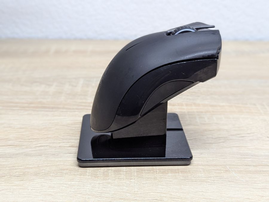 Новий Ігрова миша Razer Mamba Wireless на підставці