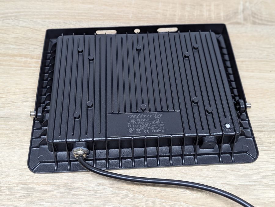 Новий Світлодіодний прожектор Blivrig 100 Вт IP66