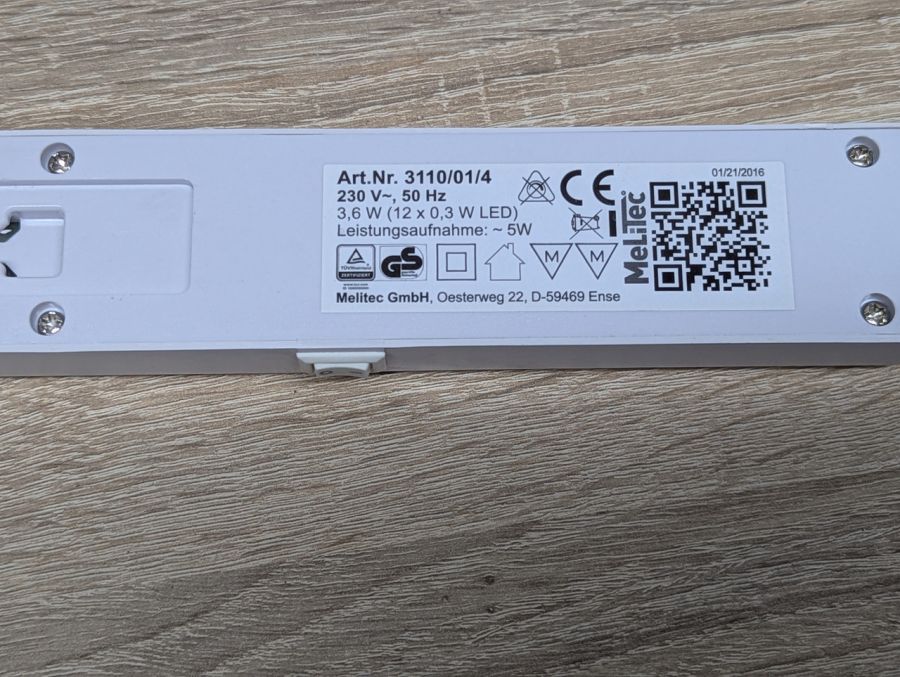Новий Світлодіодна лінійка Wobane 60см 230V 9W 6000К IP44