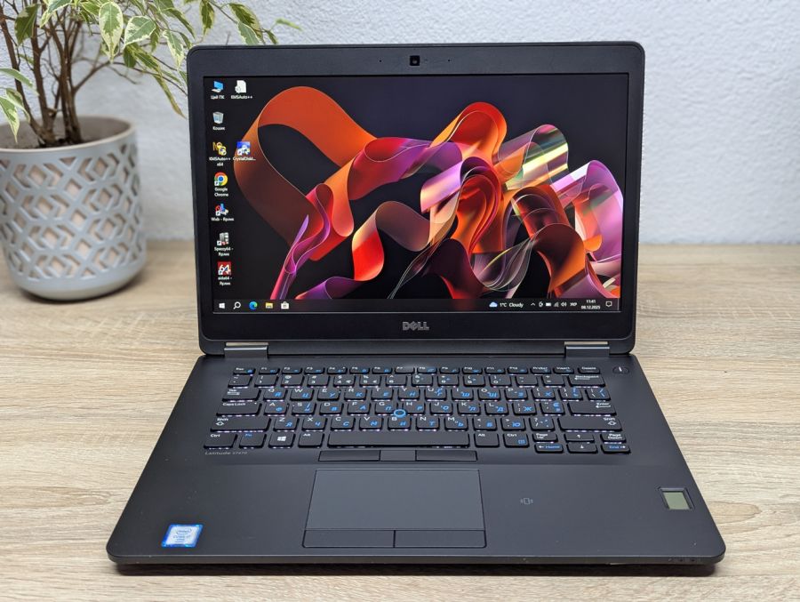 Ноутбук Б/В Dell Latitude E7470, Intel Core i7-6600U, DDR4 8 GB, SSD 128GB, 14" Full HD
