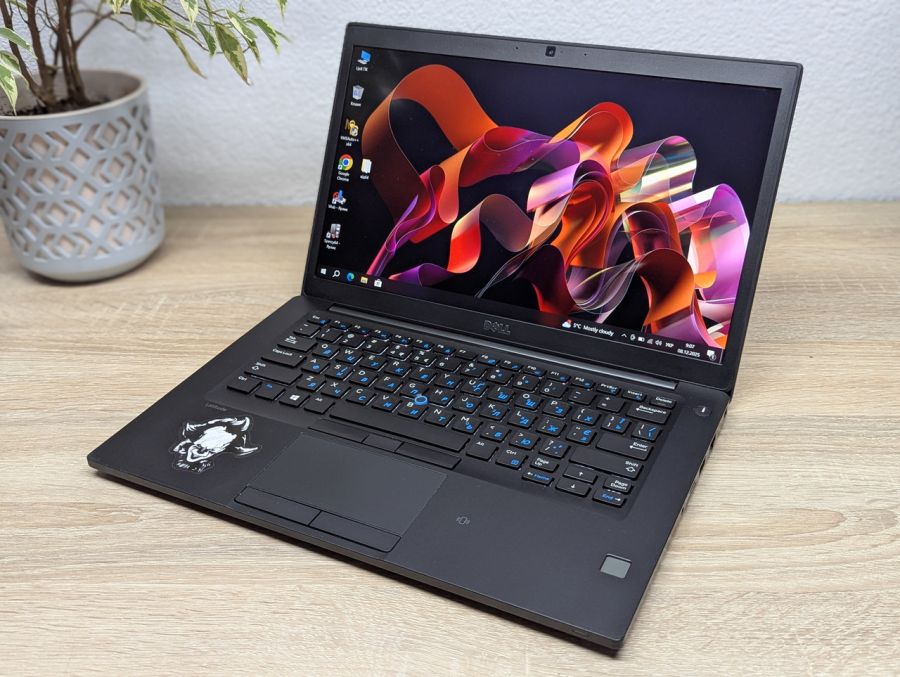 Уцінка! Ноутбук Б/В Dell Latitude 7480, Intel Core i7-6600U, DDR4 16 GB, SSD 256GB, 14" Full HD