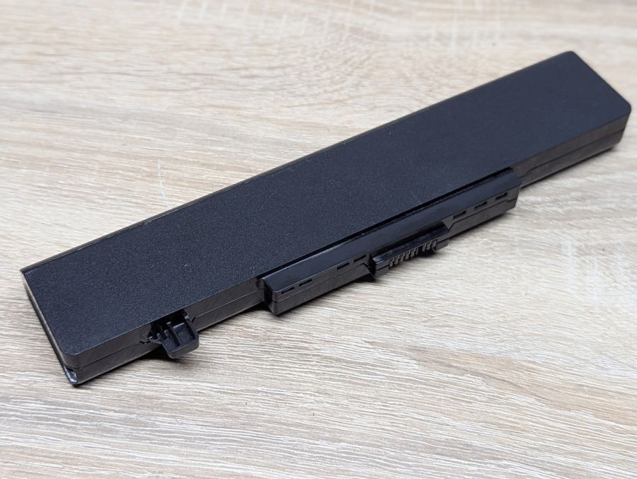 Б/В Оригінальна акумуляторна батарея Lenovo 45N1051 (45N1050)