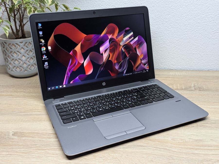 Уцінка! Ноутбук Б/В HP EliteBook 850 G3, Intel Core i5-6200U, DDR4 8 GB, SSD 128GB, 15.6" Full HD