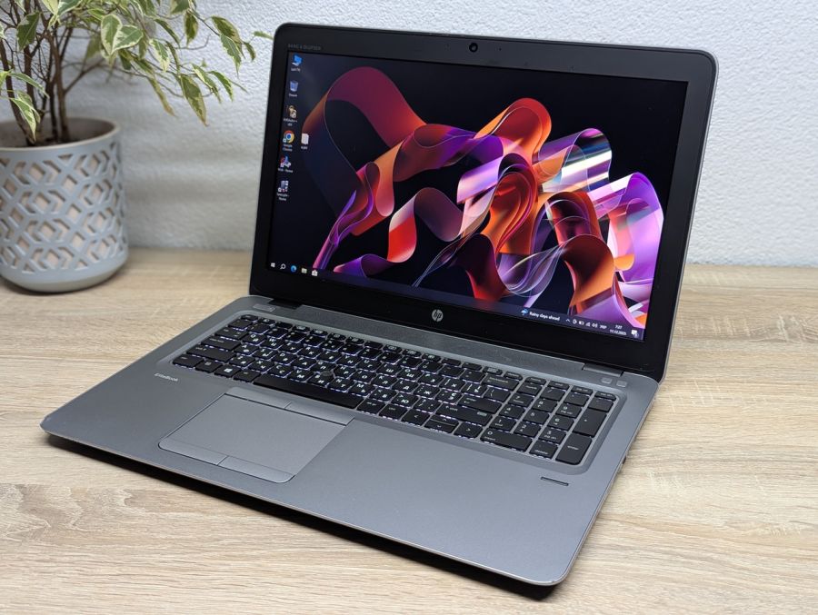 Уцінка! Ноутбук Б/В HP EliteBook 850 G3, Intel Core i5-6200U, DDR4 8 GB, SSD 128GB, 15.6" Full HD