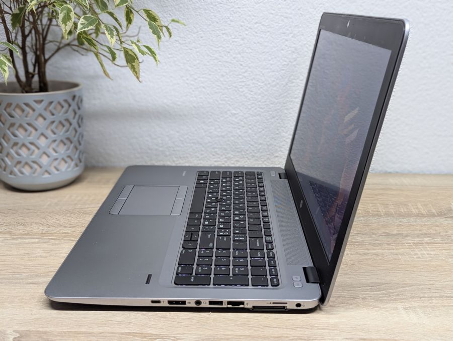 Уцінка! Ноутбук Б/В HP EliteBook 850 G3, Intel Core i5-6200U, DDR4 8 GB, SSD 128GB, 15.6" Full HD